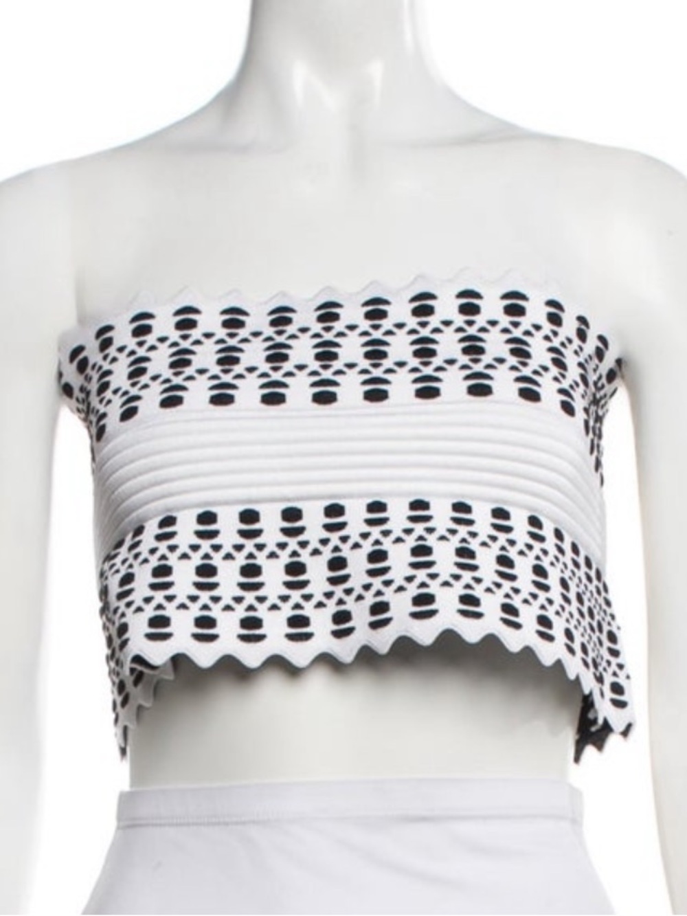 Alaïa
Strapless Crop Top
Size: M FR44